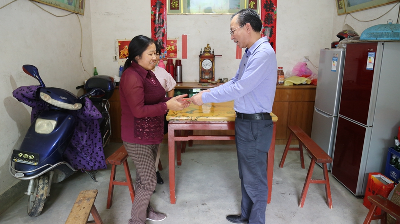 愛(ài)心公益行，華都在行動(dòng)